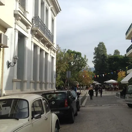 Athenian Escape 350M To Metro Thissio * Athens